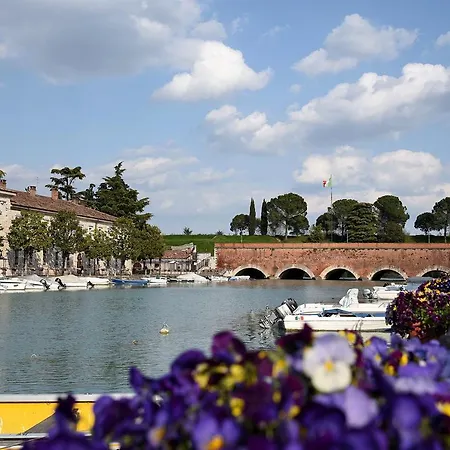 Prigioni House * Peschiera del Garda