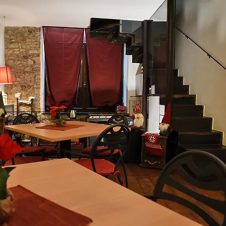 Prigioni House Bed & Breakfast Peschiera del Garda