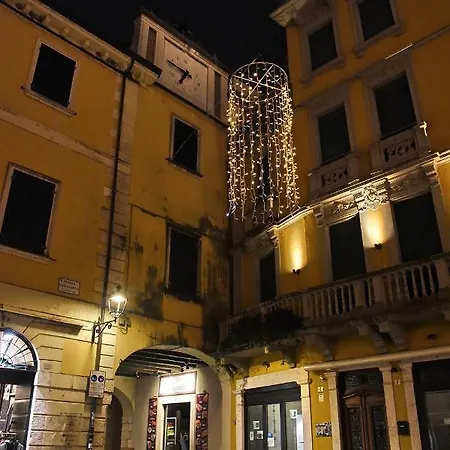 Prigioni House Bed & Breakfast Peschiera del Garda